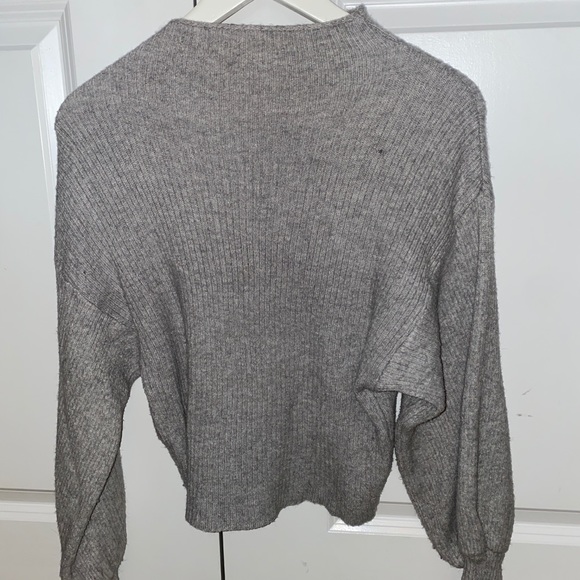 Shein grey long sleeve turtle neck - Picture 1 of 3